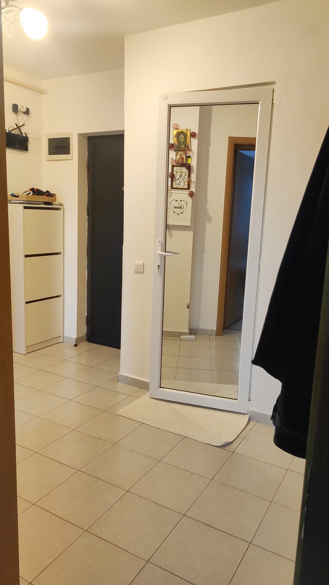 Vând apartament 2 camere 2 băi