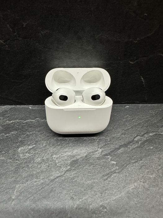 Оригинални Apple Airpods Gen 3
