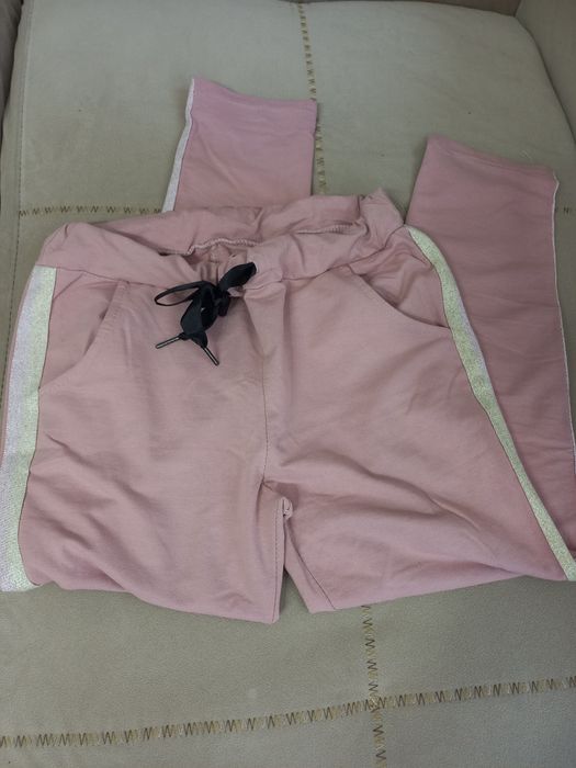 Дамски панталони с кант