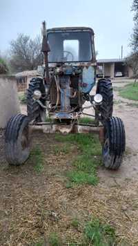Belarus MTZ 80 traktor