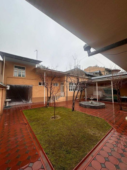 Продается Участок на Учтепинском районе. 4,34 сот 8-комнат