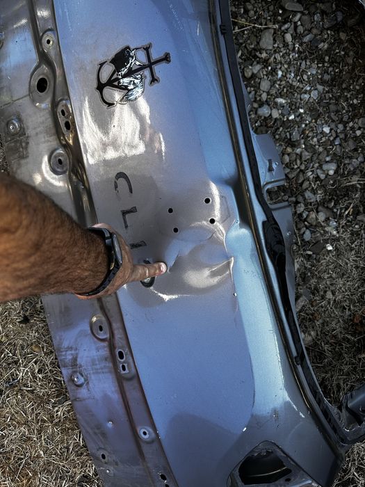 Hayon renault clio 4 break.