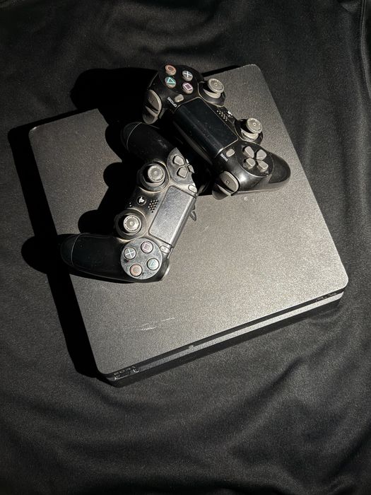 Ps4 в отличном состоянии