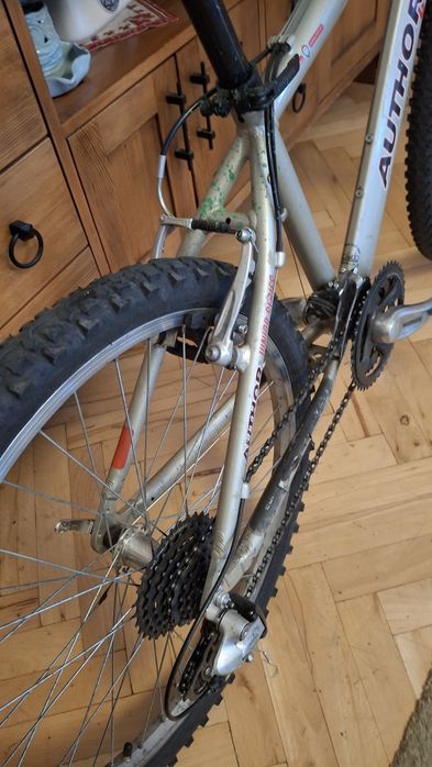 Продава детско колело 15