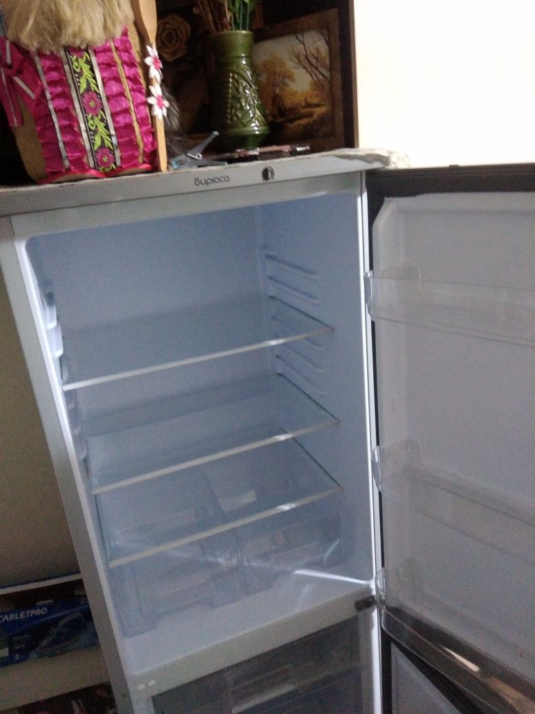 Продам холодильник