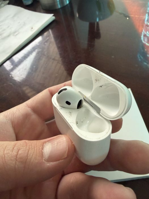 Наушники airpods 4