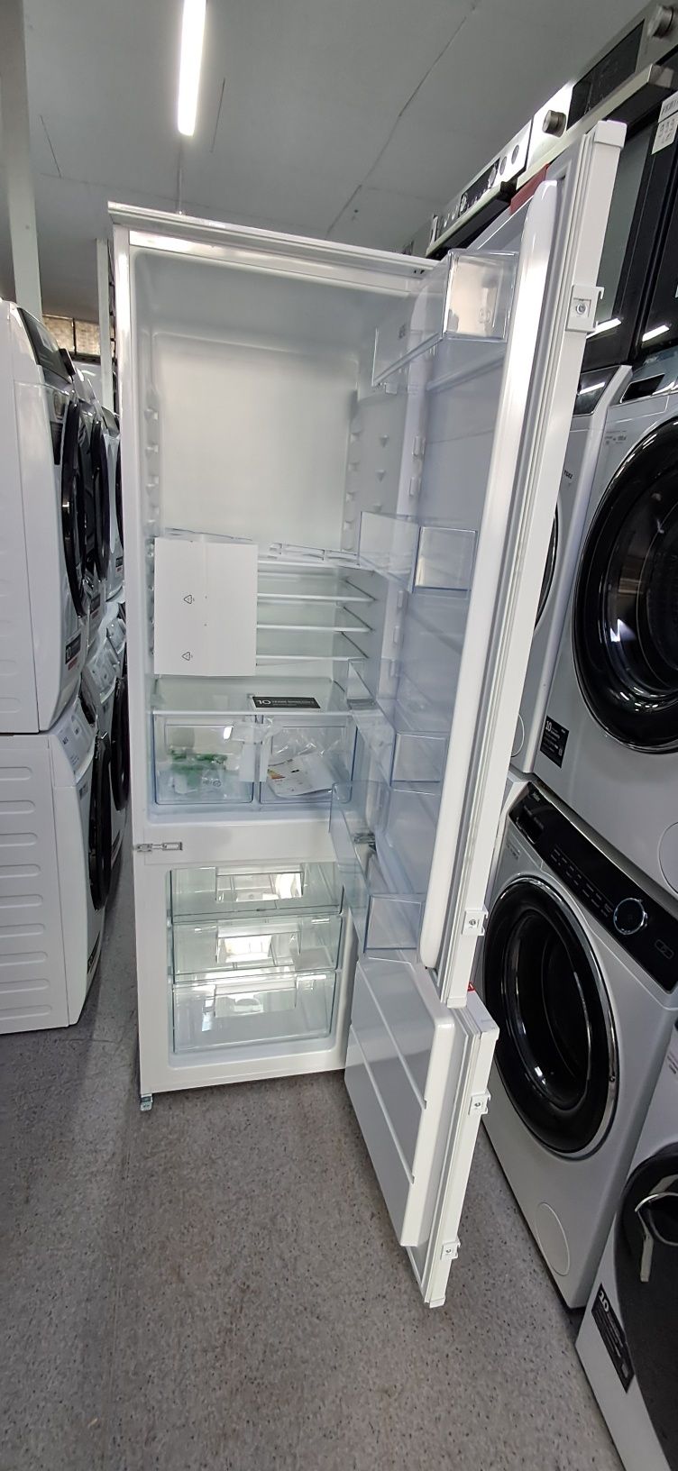 Frigidere incorporabile AEG Electrolux import GERMANIA Garanție
