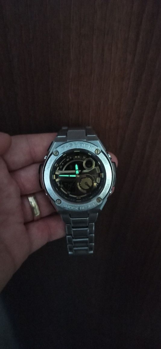 G-Shock GST-210D-9AER G-Steel