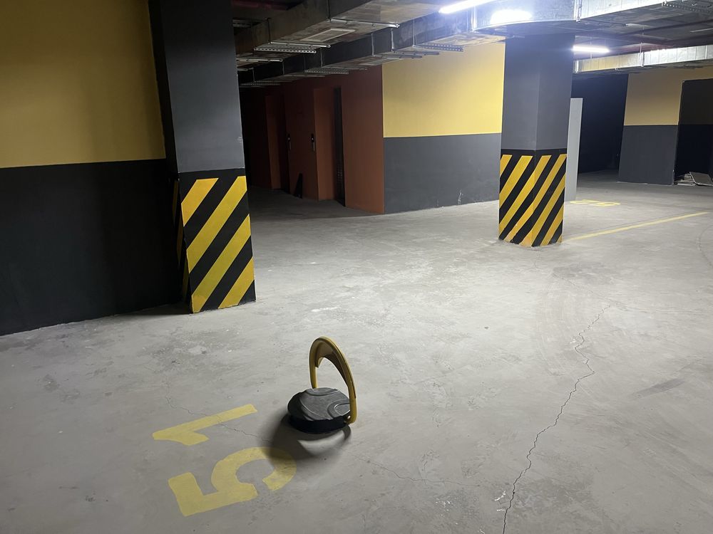 Skyline towers парковка продаеця