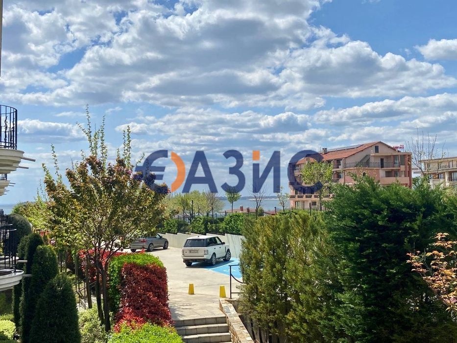 Студио на първа линия море," премиер Форт Бийч", Свети Влас, България,