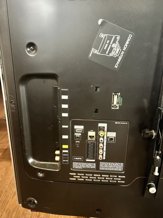 LCD 50” cu ecran defect