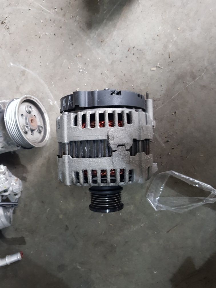 Alternator 180 A 2.0 CAA vw t5 transporter caravelle multivan