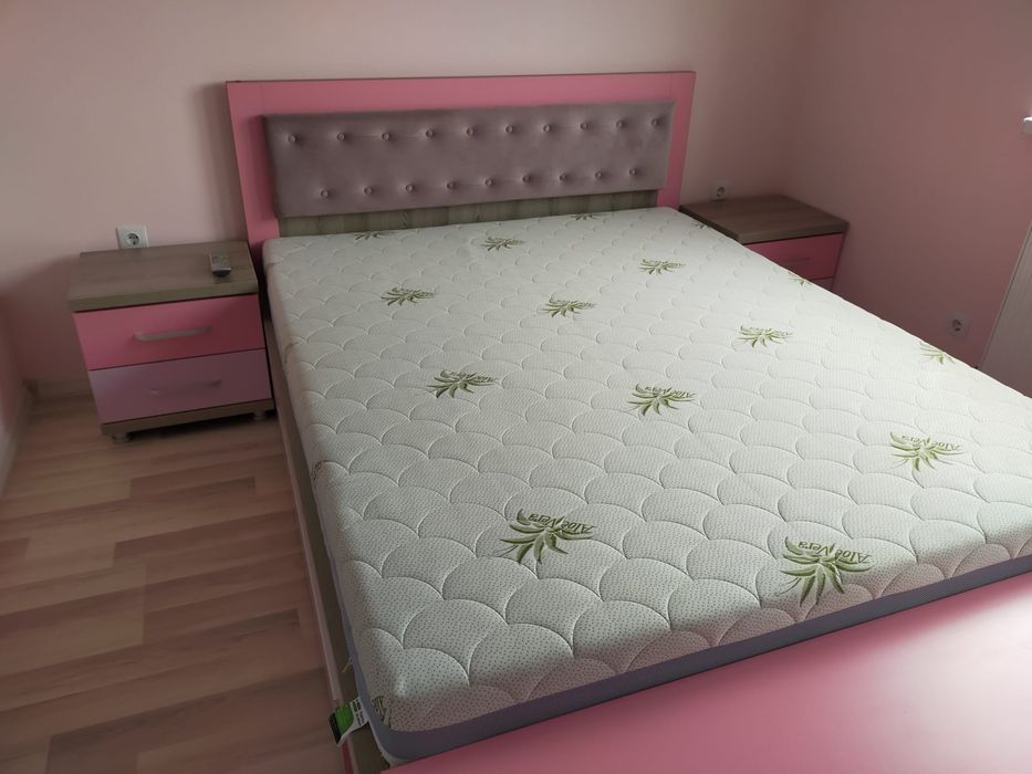 Camera de închiriat la casa