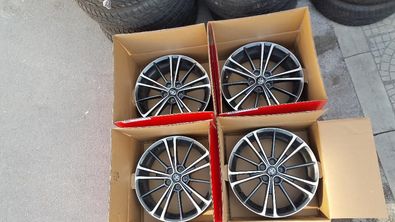 4бр. оригинални джанти Toyota Subaru 17" 5x100