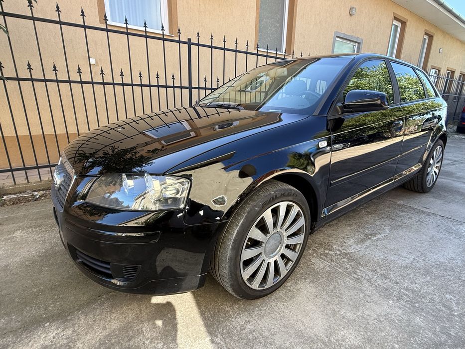 Audi A3 • 4 Usi • Pilot automat • Incalzire in scaune • 2.0 Diesel