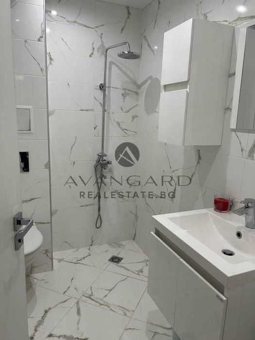 Продава се Тристаен апартамент в Пловдив, Тракия - 120 кв.м за 2508 €/кв.м - Снимка #11