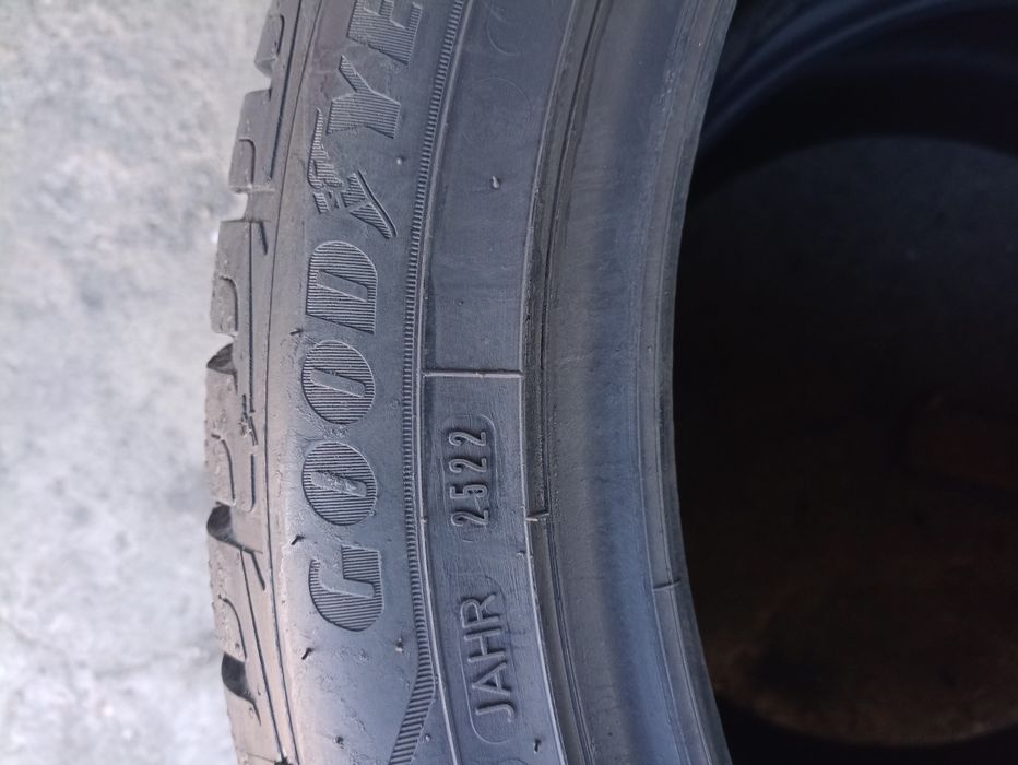 4 anvelope de iarna ca si noi Goodyear 255/45 R19 2xdot 2522 2xdot4021