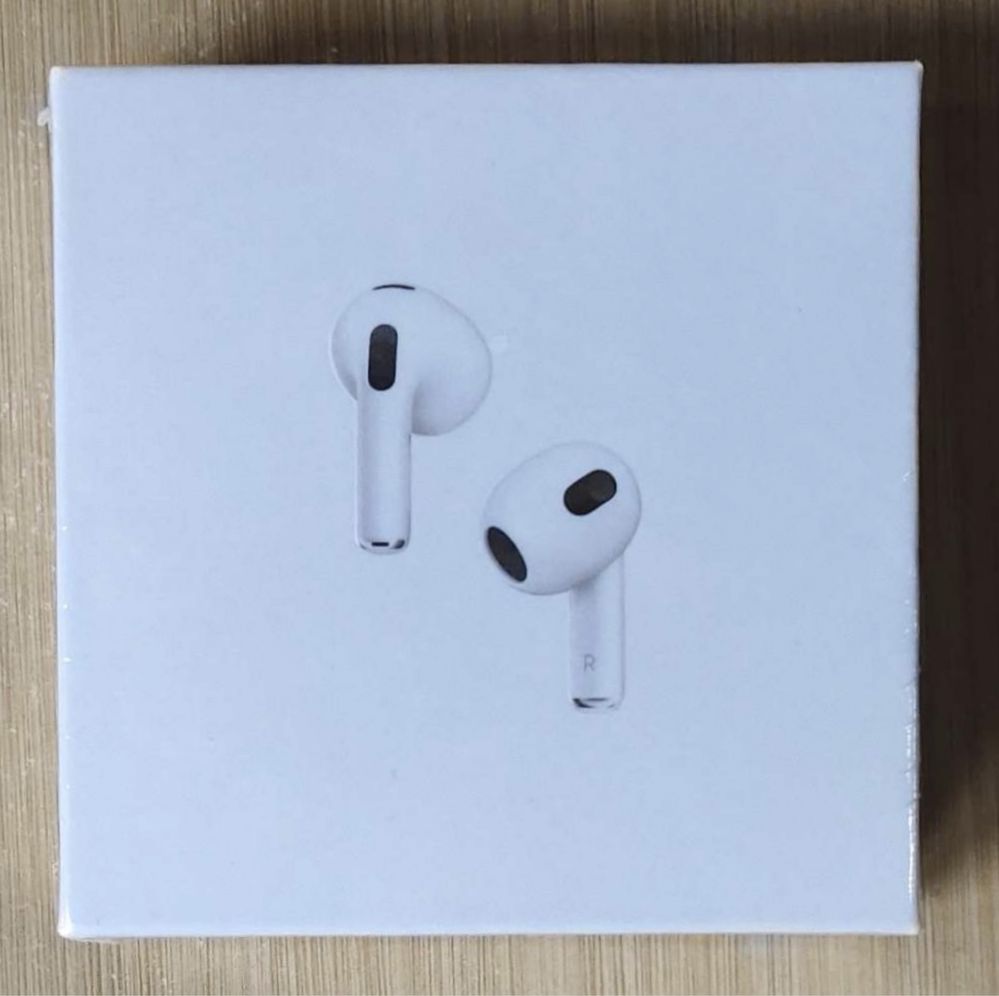 Vand Airpods 4 sigilate