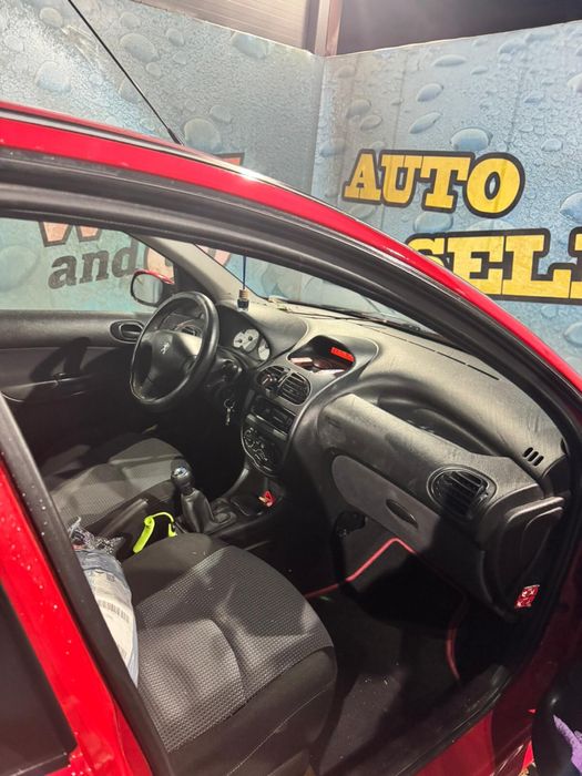 Peugeot  206 1.1