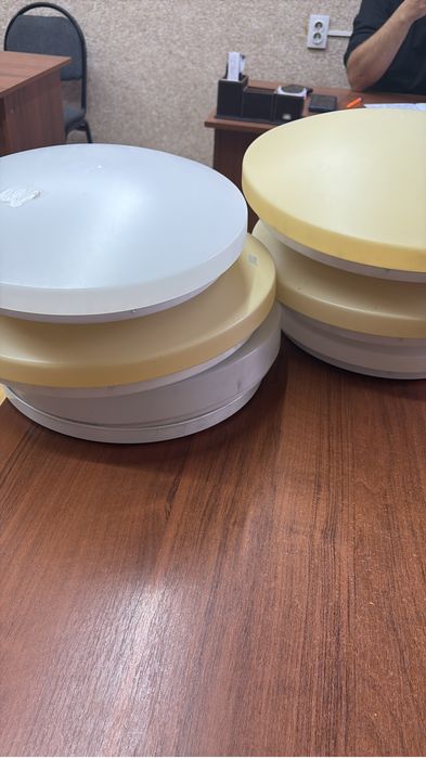 Продам лампы на натяжной потолок