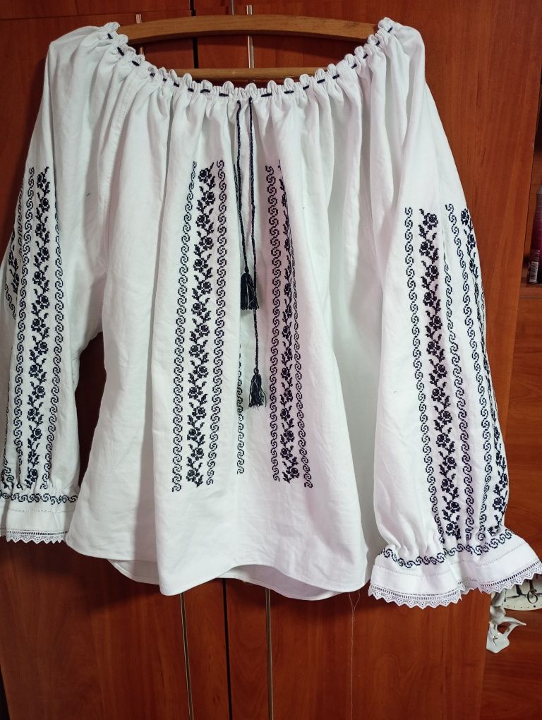 Cămașă tradițională