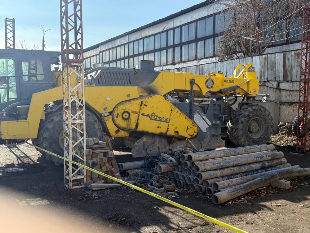 ресайклер WIRTGEN WR 2000 Yili 2007  sotiladi naxadu