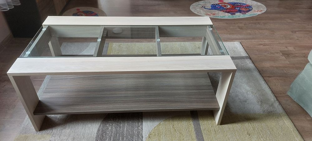 продавам холна масичка