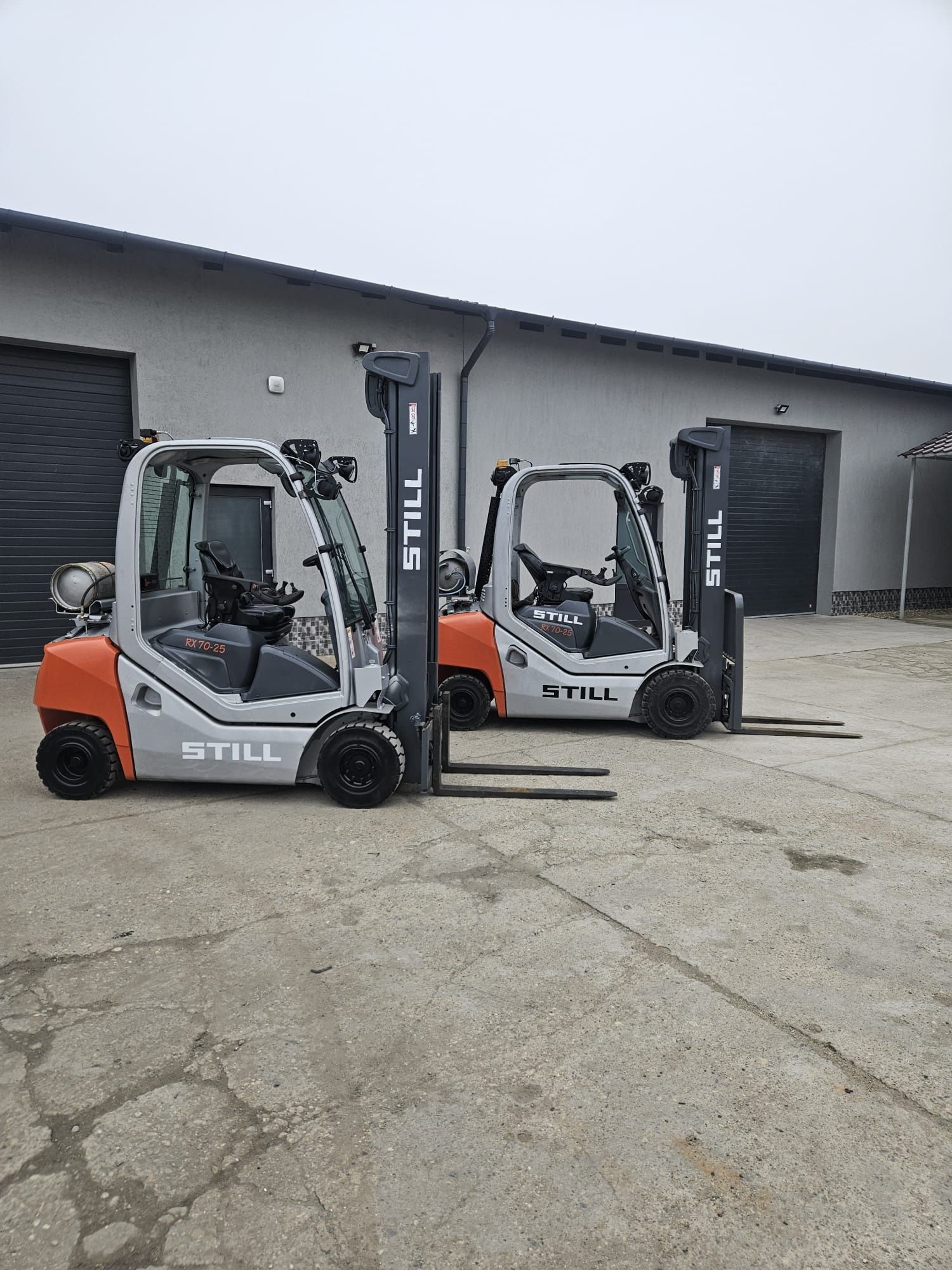 Motostivuitor Stivuitor STILL RX 70-25 GPL