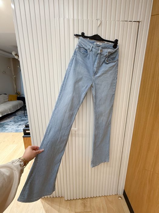 Дънки тип чарлстон Zara