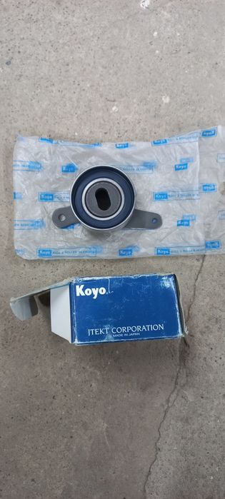 Натяжитель ремня грм. Хонда