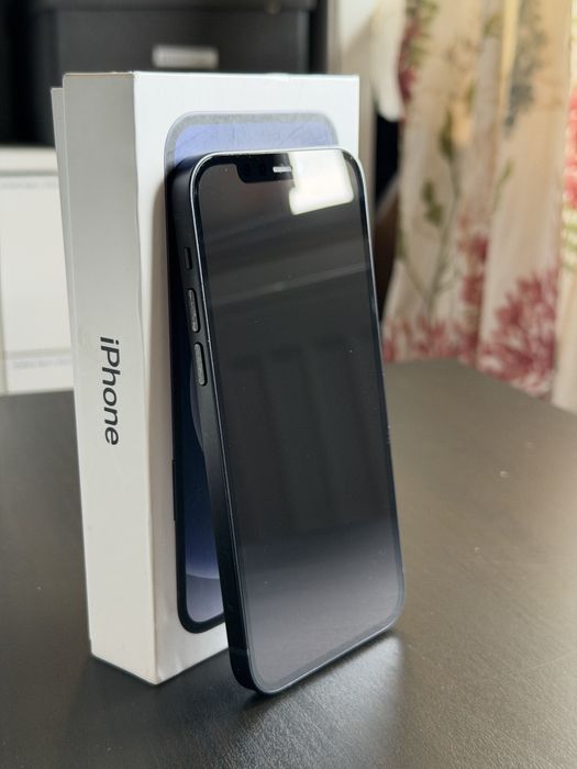 Iphone 12 64GB Black (negru) Impecabil