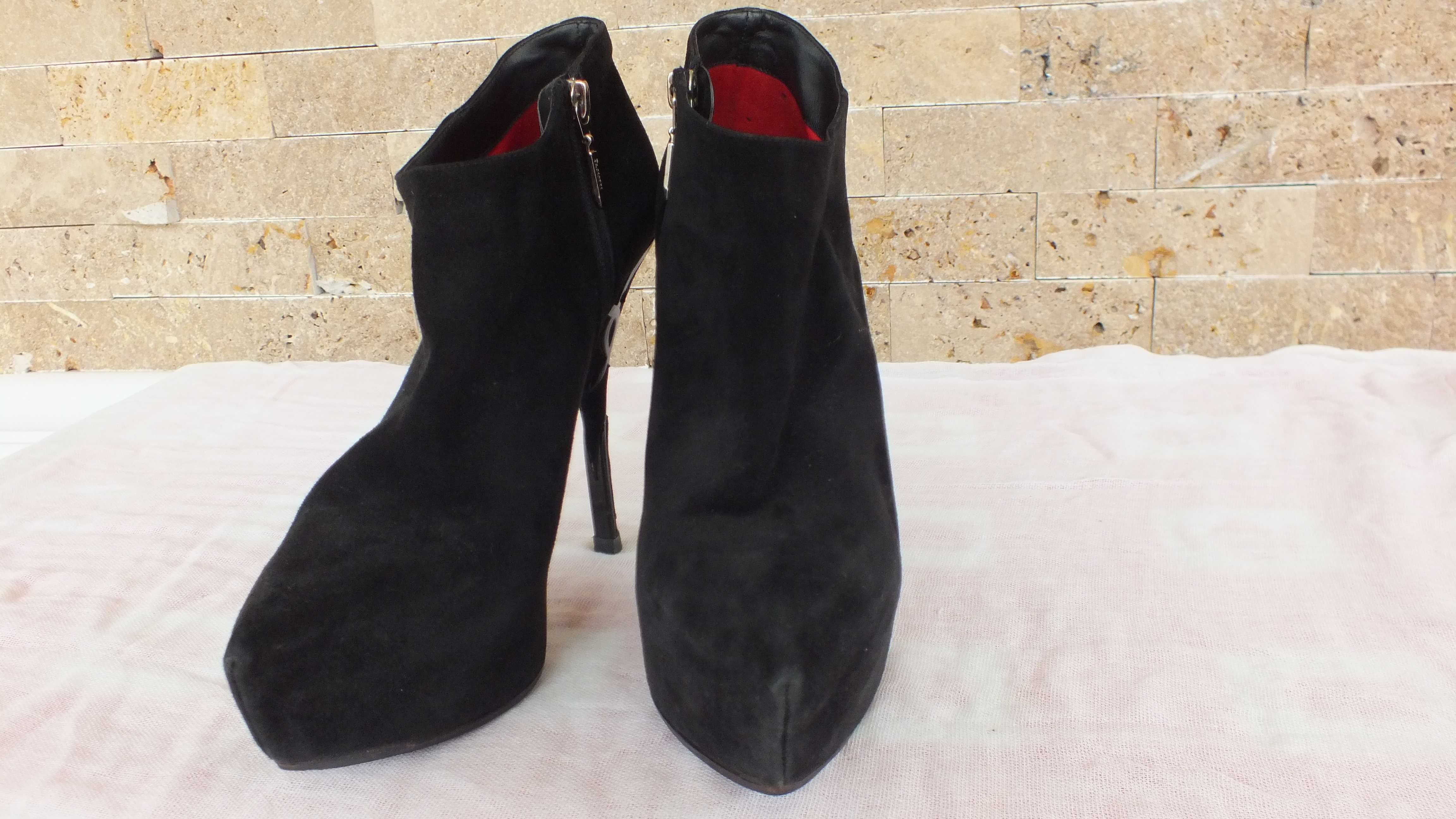 Pantofi si ghete Cesare Paciotti, produse originale din Italia.
