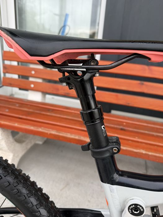 Планински велосипед Мекица SCOTT SPARK за скачане. 27.5/L