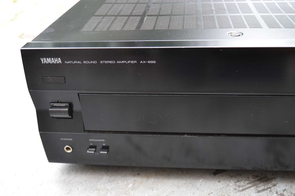 Amplificator Yamaha AX 892 cap de serie