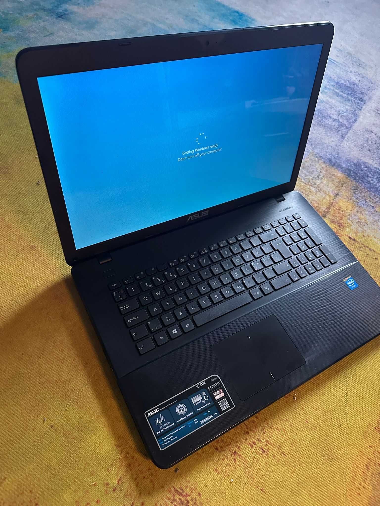 laptop asus x751, ecran mare 17, ram 8 gb, hdd 1tb