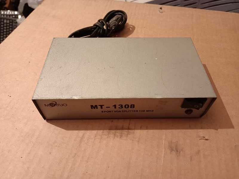 Продам VGA Splitter "MT-1308" 8-PORT.