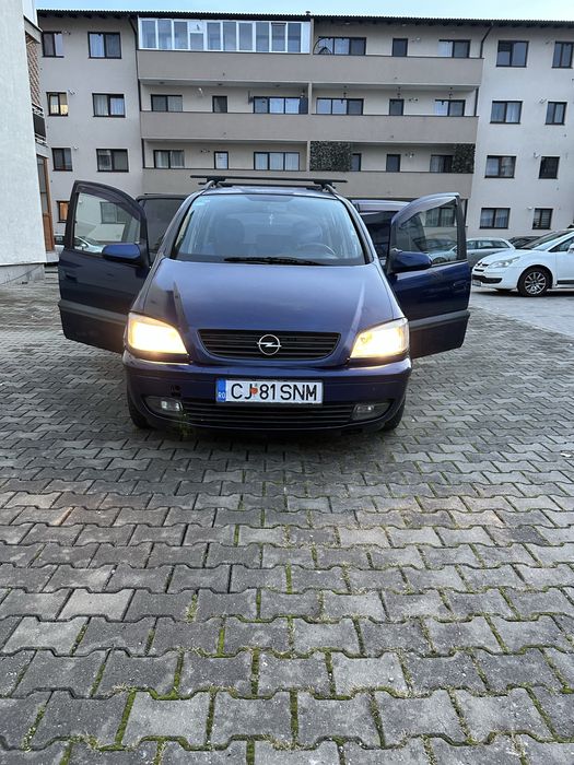 Opel Zafira 2004