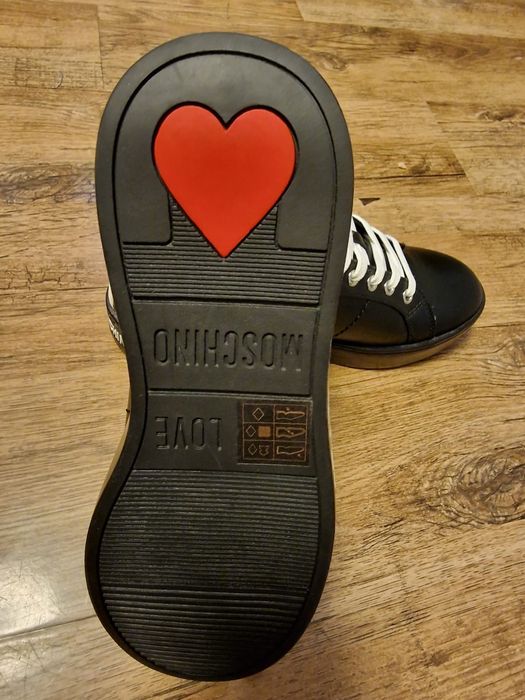 Pantofi Love Moschino