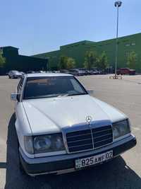 Mercedes Benz E200  W124