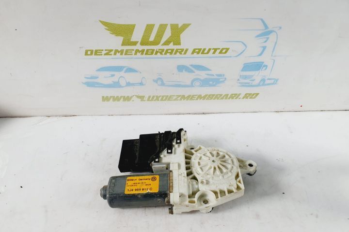 Motoras macara geam dreapta spate 1j4959812c Volkswagen VW Bora 1 seria