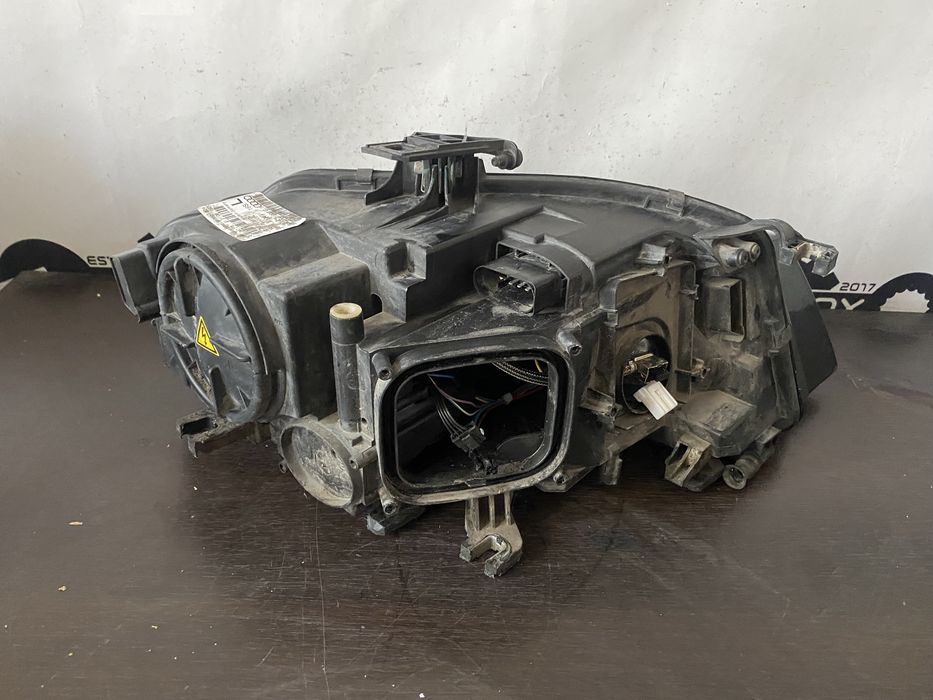 Far stanga bixenon si led Audi A4 B9 nonfacelift pana la 2012