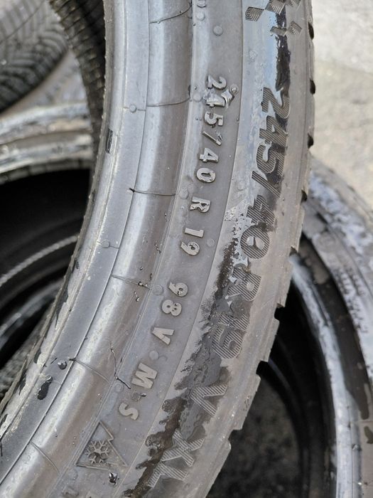 245/40/19" Continental 4бр.гуми