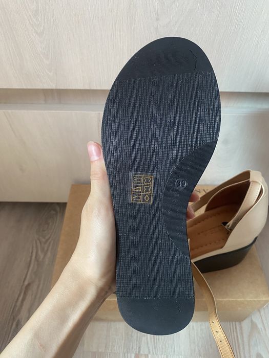 Sandale cu platformă Dasha