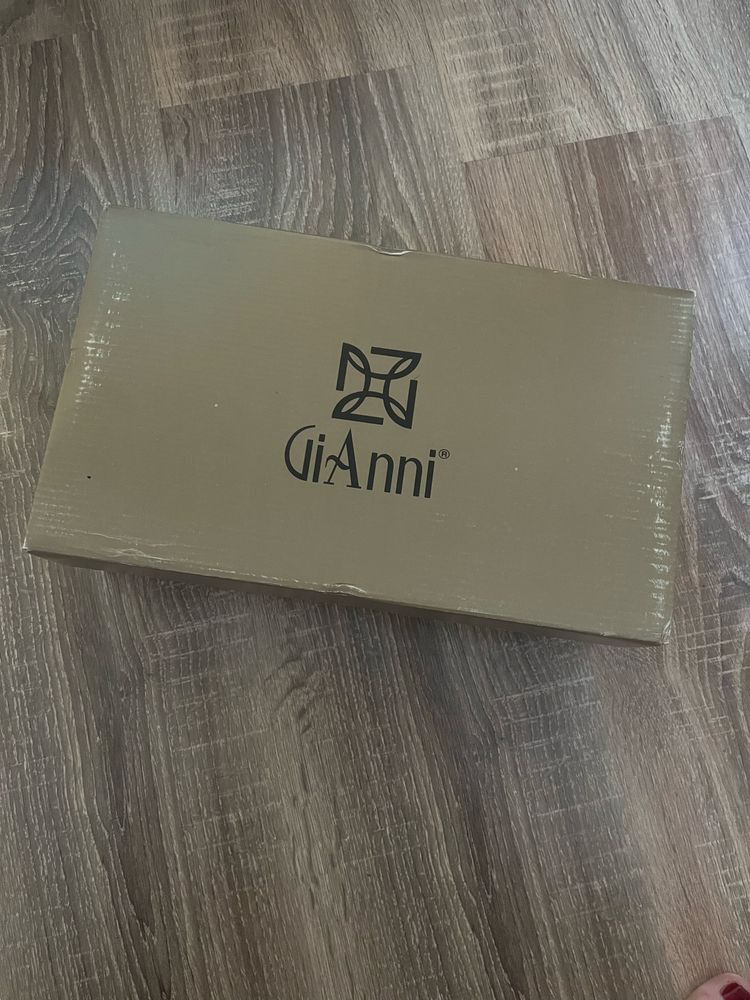 Дамски сандали GiAnni
