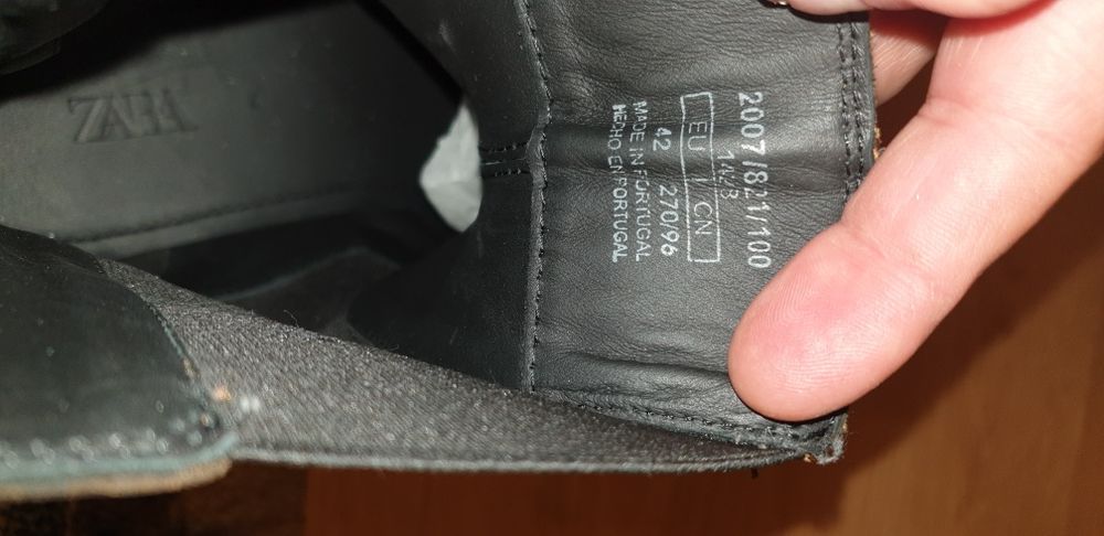 Ghete bărbați - piele, marca Zara, mărimea 42, noi