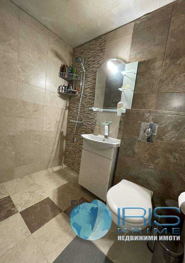 Продава се Двустаен апартамент в Шумен, Тракия - 67 кв.м за 1561 €/кв.м - Снимка #6