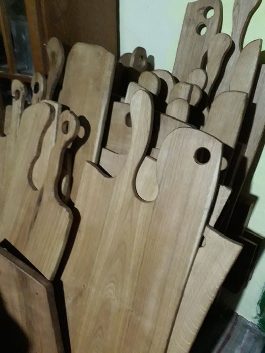 Funduri de bucătărie diferite modele unicate din stejar uscat 100 lei.