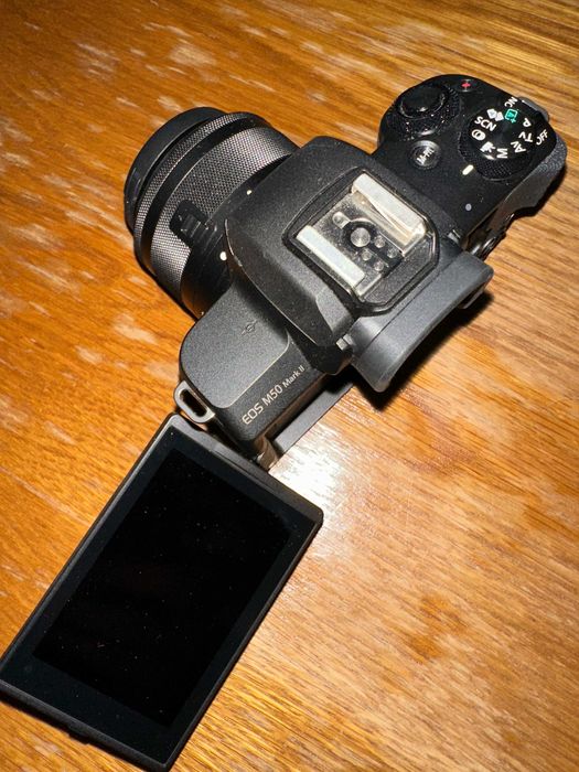 Canon EOS M50 Mark II+Obiectiv 15-45mm | Card 128GB | Stare Impecabilă