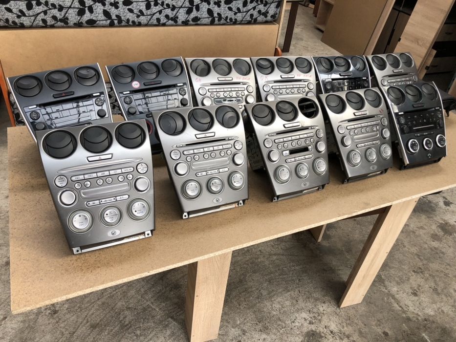 Consola cd player radio Mazda6