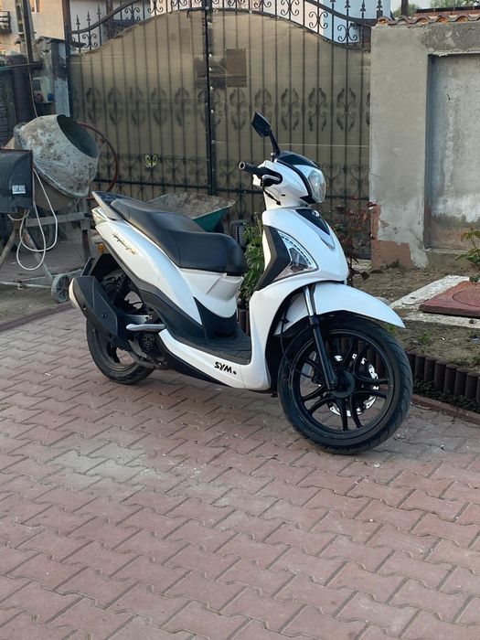 Vănd Scuter Symphony ST125
